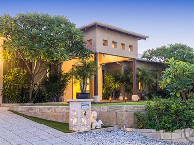 4 Salmon Gums Lane, Dawesville WA 6211