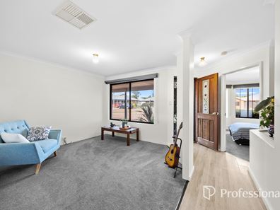 19 Pembroke Street, College Grove WA 6230