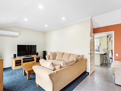 22 Redgum Drive, Ballajura WA 6066