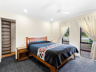 22 Redgum Drive, Ballajura WA 6066