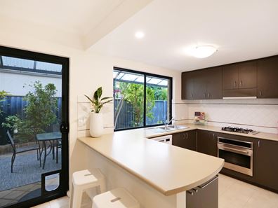 136B Odin Road, Innaloo WA 6018