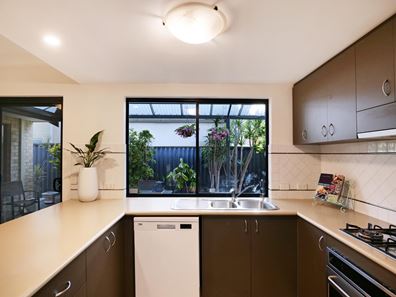 136B Odin Road, Innaloo WA 6018