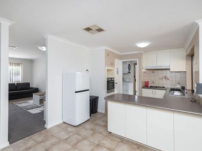 17 Devonshire Street, Morley WA 6062