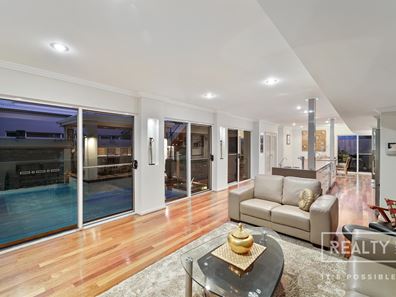 12 Tenerife Boulevard, Hillarys WA 6025