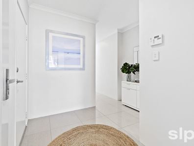 17 Honeydew Trail, Wannanup WA 6210