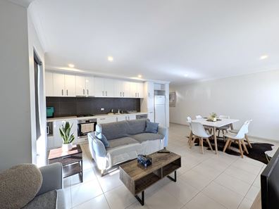 117/9 Central Terrace, Beckenham WA 6107