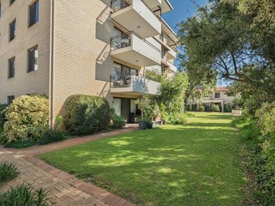 40/39 HURLINGHAM ROAD, South Perth WA 6151