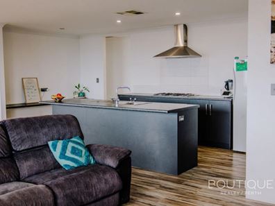9 Emily Way, Dongara WA 6525