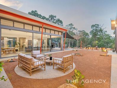 140 Wildberry Drive, Stoneville WA 6081