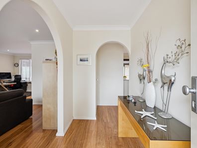 13 Wirilda Way, Parkwood WA 6147