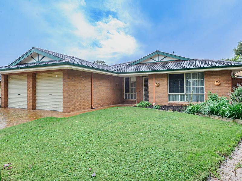 17 Emerald Lane, Bullsbrook WA 6084