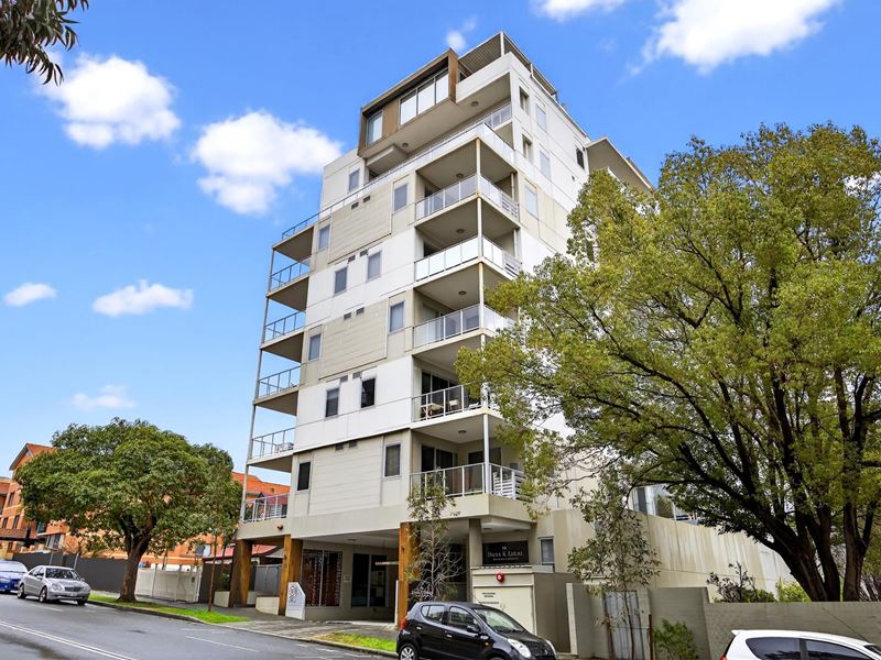 36/35 Wellington Street, East Perth