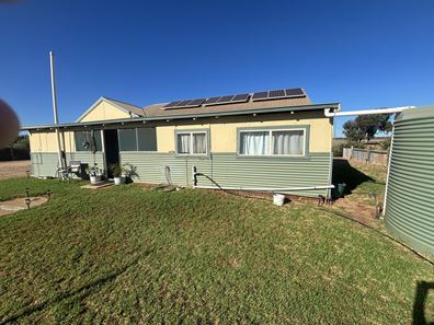 291 Edward  Road, Geraldton WA 6530