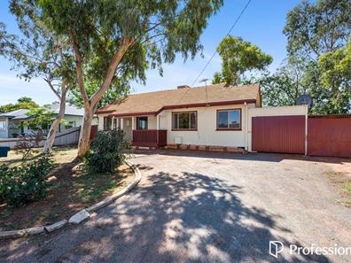 5 Mangini Court, Boulder WA 6432