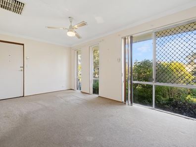 65 Jacqueline Drive, Thornlie WA 6108