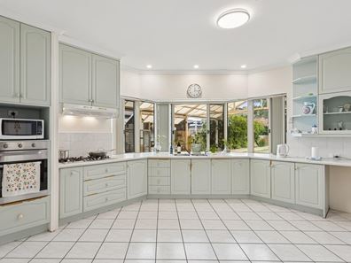 120 Fitzroy Road, Rivervale WA 6103