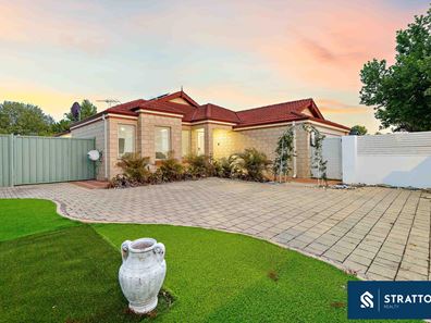 182 Brenchley Drive, Atwell WA 6164