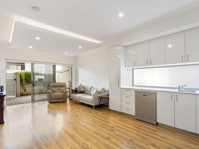 2/323 Hector Street, Tuart Hill WA 6060