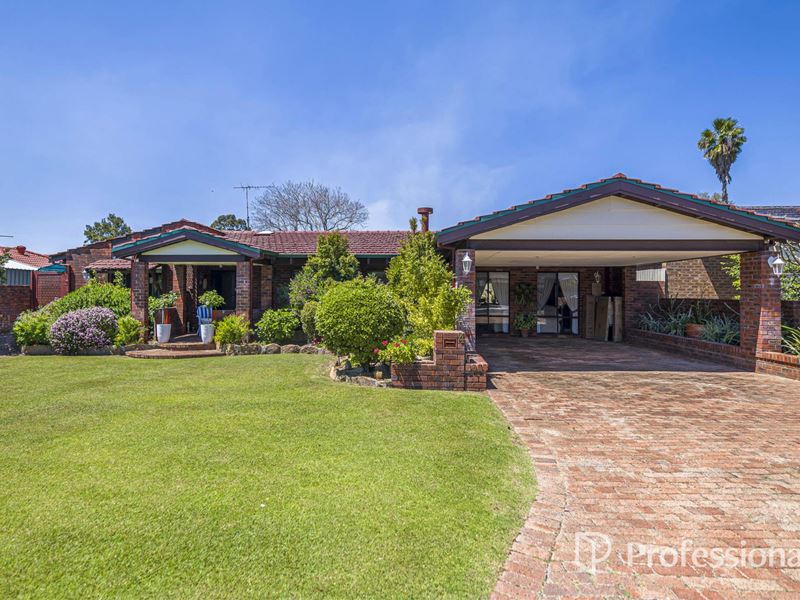 4 Claygate Way, Kingsley WA 6026