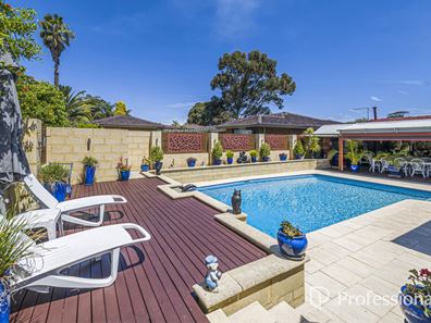 4 Claygate Way, Kingsley WA 6026