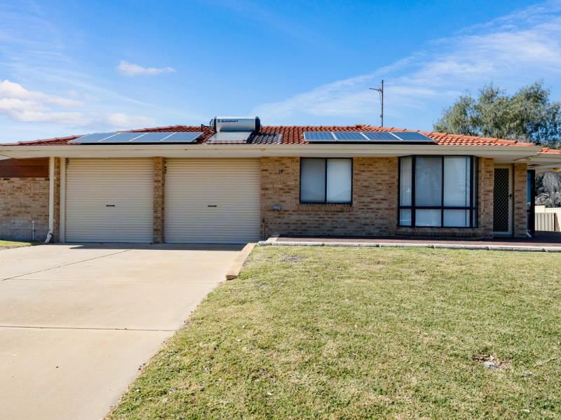 14 Wedge Street, Ledge Point WA 6043