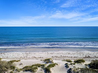 2/64 Glendinning Road, Tarcoola Beach WA 6530