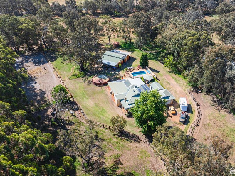 68 Leaver Way, Cardup WA 6122