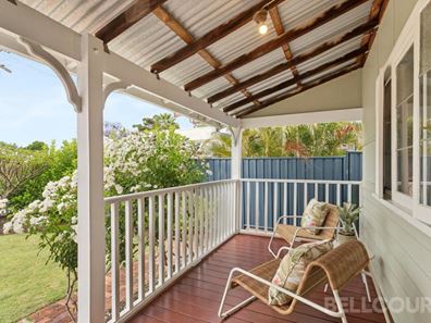 8 Coombe Street, Bayswater WA 6053