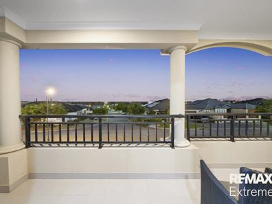 15 Naismith Road, Tapping WA 6065