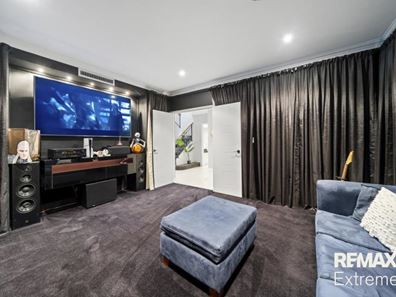 15 Naismith Road, Tapping WA 6065