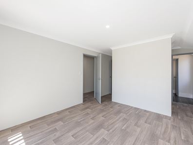 10 Yaramin Way, Golden Bay WA 6174