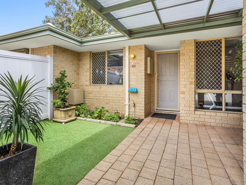23/35 Winnacott Street, Willagee