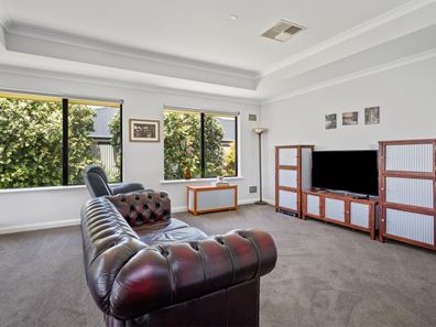 14 Vitali Crescent, Somerville WA 6430