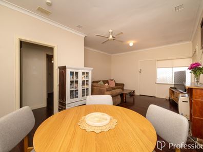 1/22 Locksley Avenue, Armadale WA 6112