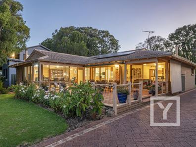 42 Geographe Bay Road, Dunsborough WA 6281