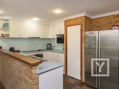42 Geographe Bay Road, Dunsborough WA 6281