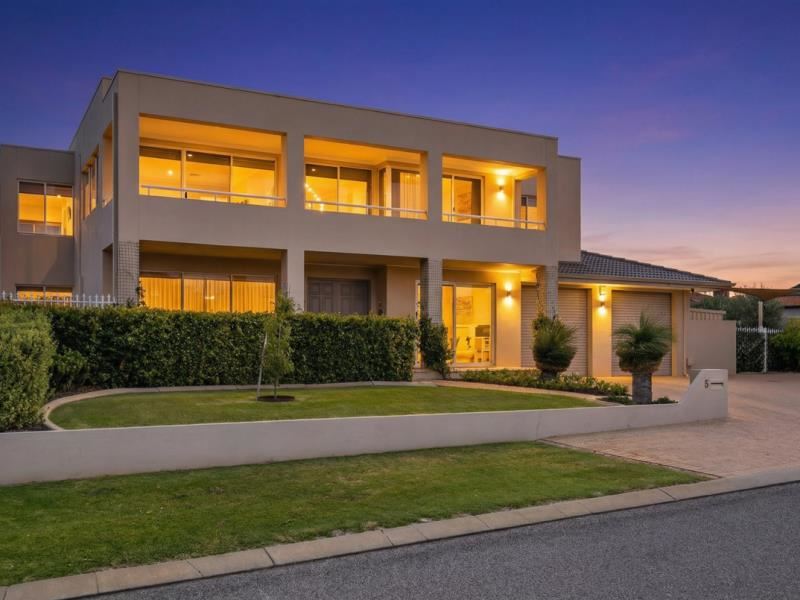 5 Excelsior Retreat, Hillarys WA 6025