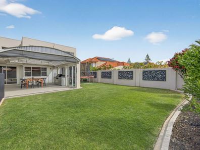 5 Excelsior Retreat, Hillarys WA 6025