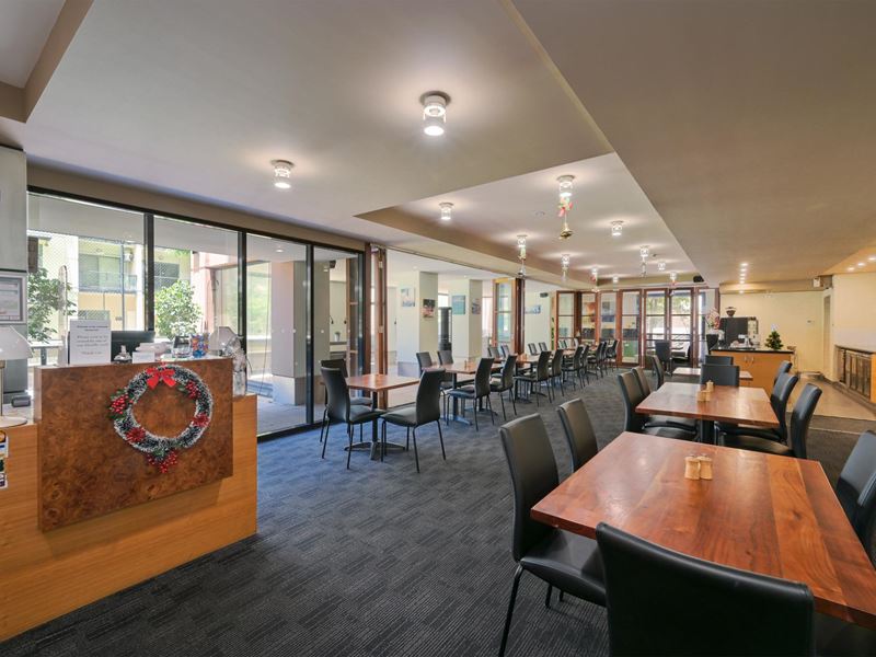2/112 Mounts Bay Road, Perth WA 6000