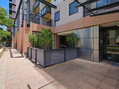 2/112 Mounts Bay Road, Perth WA 6000