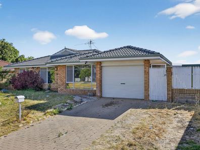11 Karrawa Gardens, Port Kennedy WA 6172