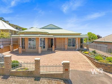 19 Crossman Street, Mount Melville WA 6330