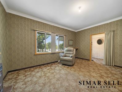 16 Manson Street, Swan View WA 6056