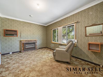 16 Manson Street, Swan View WA 6056