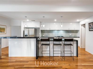 107 Dunsborough Lakes Drive, Dunsborough WA 6281