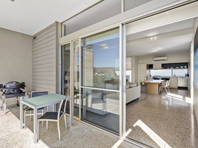 11/67 Smiths Beach Road, Yallingup WA 6282