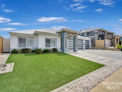 66 Venice Entrance, Iluka WA 6028