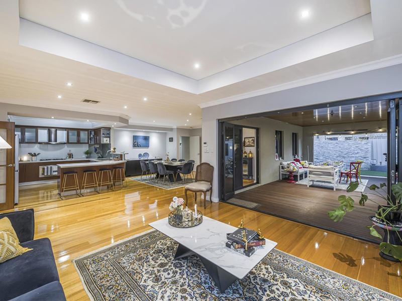 15 Cherrywood Avenue, Dianella