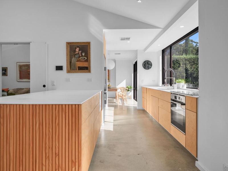 30 Castlefern Way, Duncraig