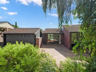 30 Castlefern Way, Duncraig WA 6023
